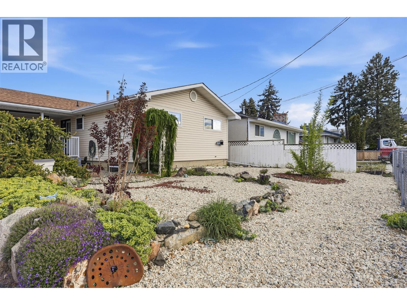 1087 LAROQUE Street - 5