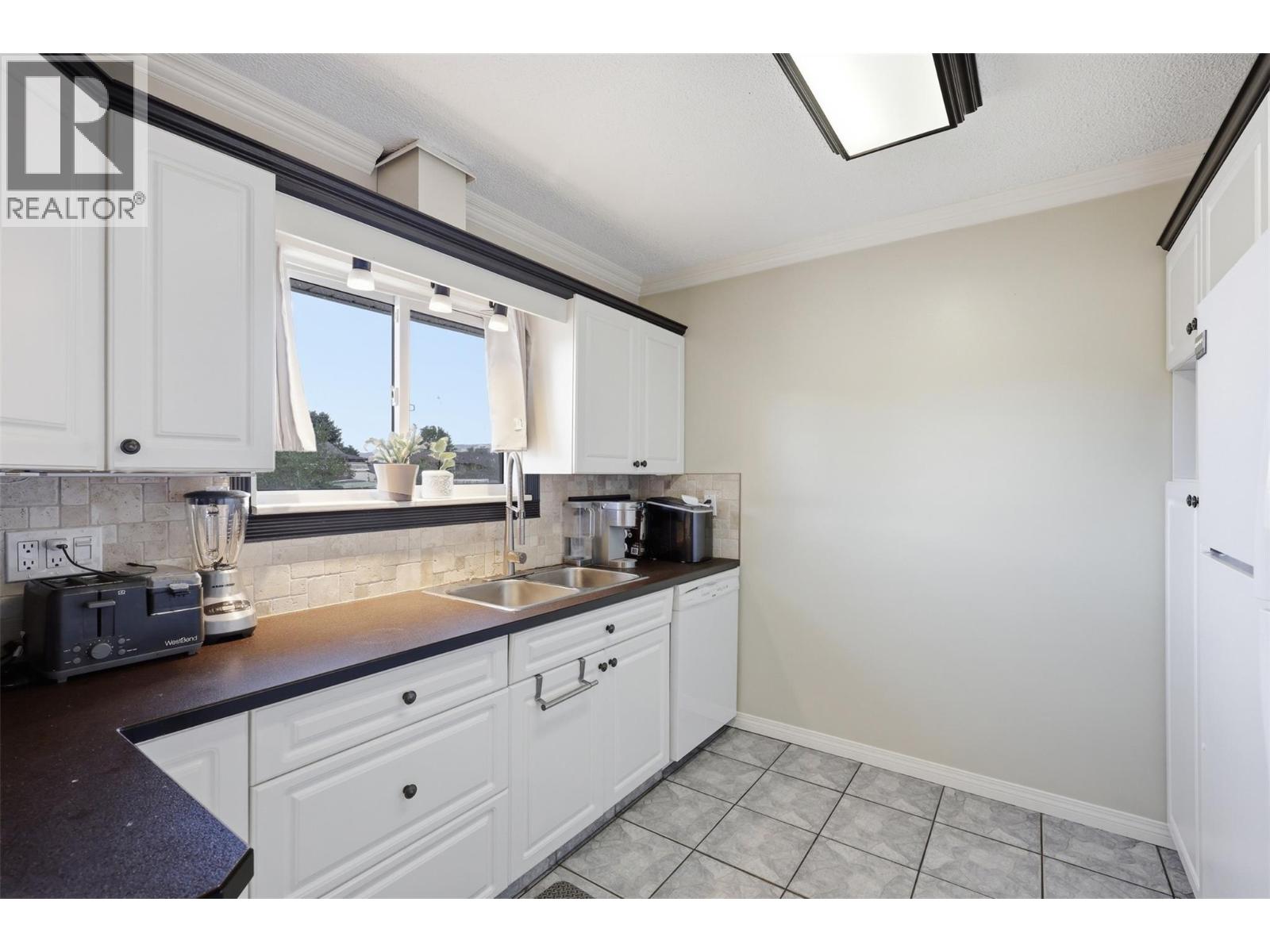 1087 LAROQUE Street - Image 15