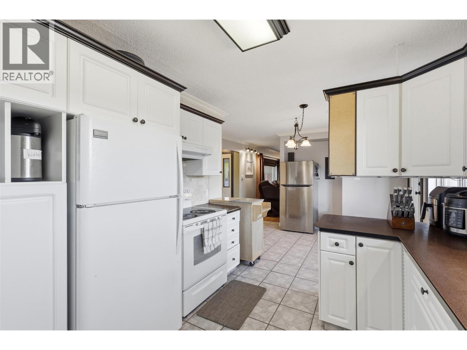 1087 LAROQUE Street - 16