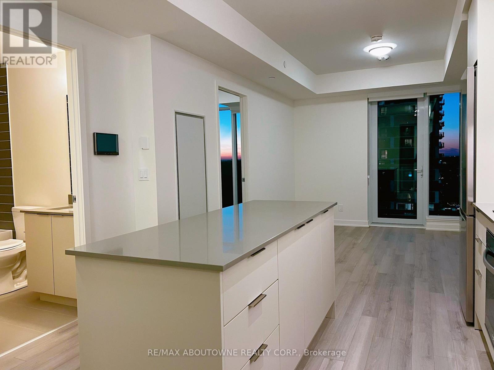 Photo of 3079 Trafalgar Road