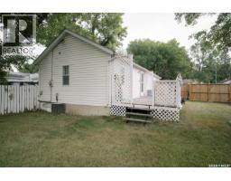 Primary Bedroom - 1421 H Avenue N, Saskatoon, SK S7L2E5 Photo 6