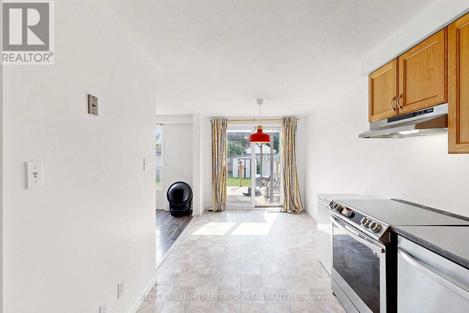 38 ACTIVA AVENUE - 14