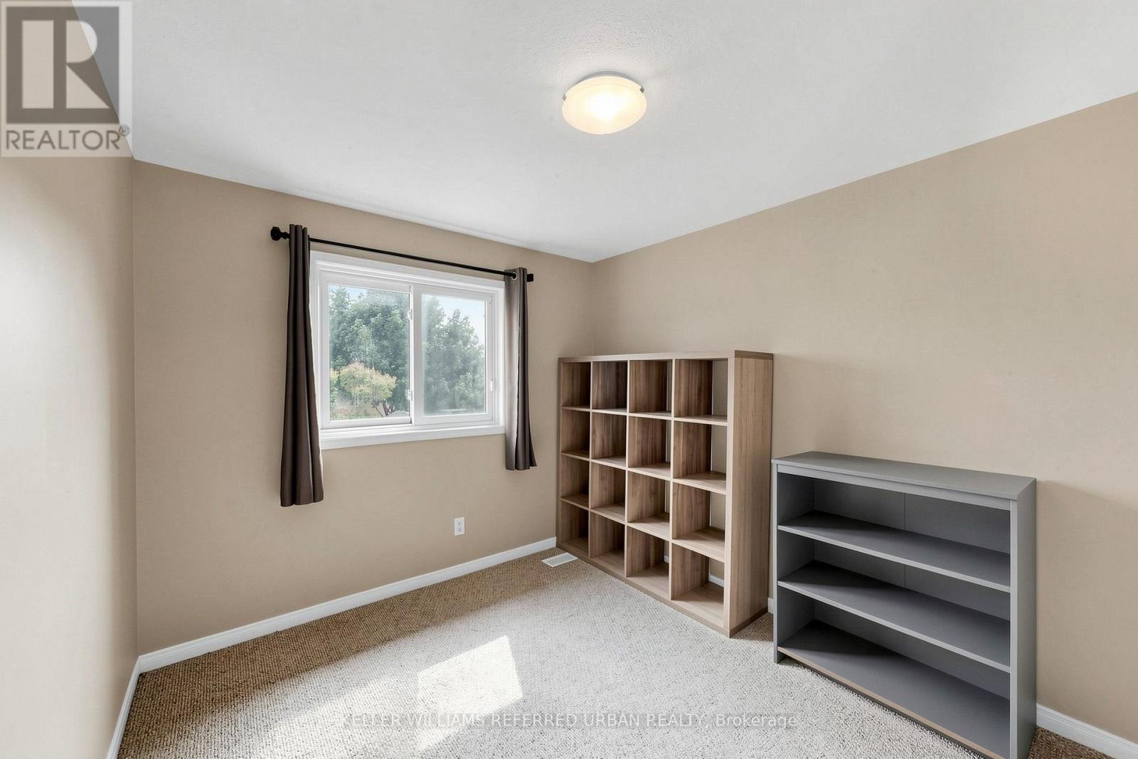 38 ACTIVA AVENUE - 32