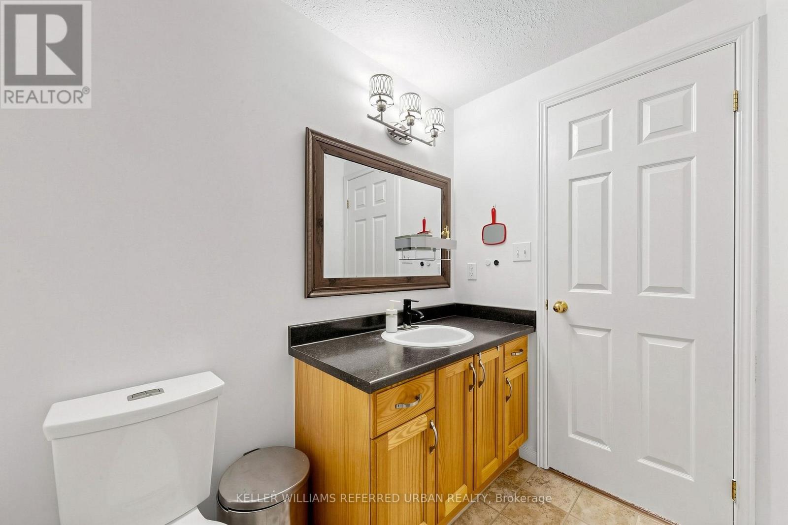 38 ACTIVA AVENUE - 36