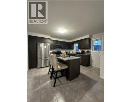 35 Eliza Avenue, Kitchener, ON N2E0G2 Photo 14
