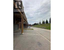35 Eliza Avenue, Kitchener, ON N2E0G2 Photo 43