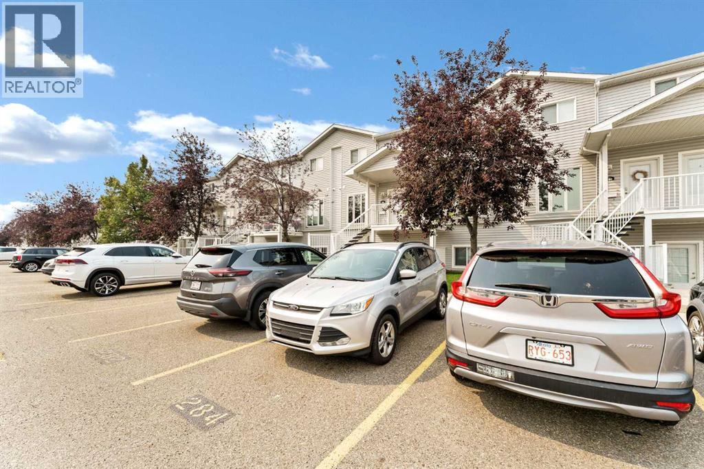 284 Northlands Pointe NE - 2