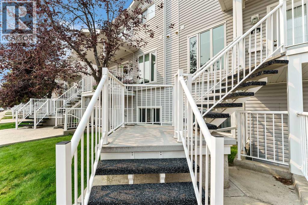 284 Northlands Pointe  NE - Image 4