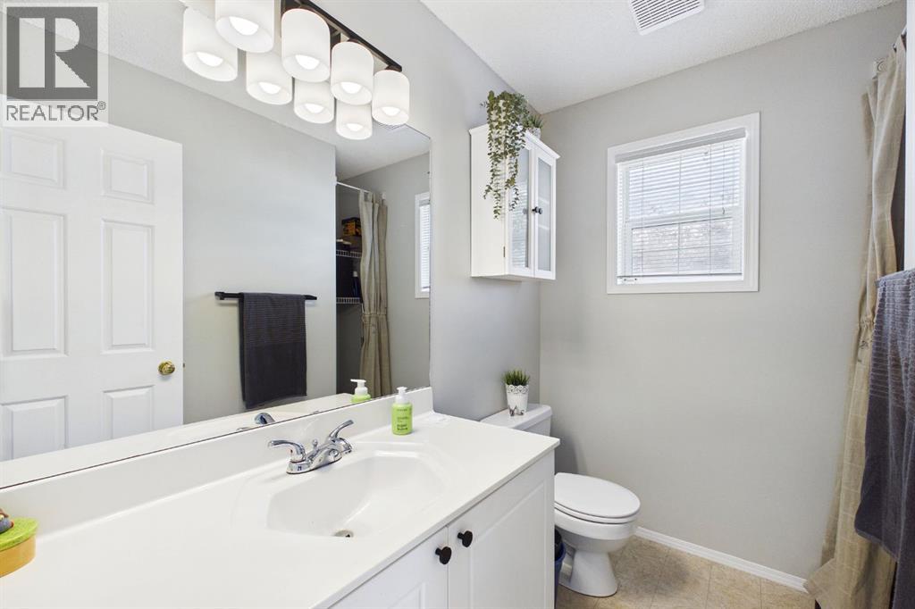 27 Bridlewood Park Southwest - Photo 11