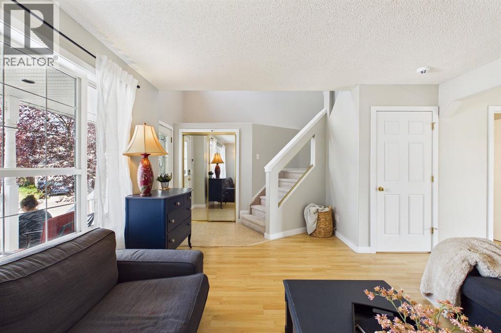 27 Bridlewood Park Southwest - Photo 5