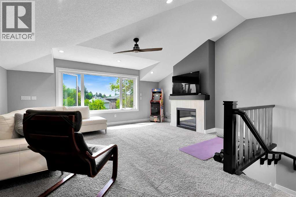 425 21 Avenue NW - 35