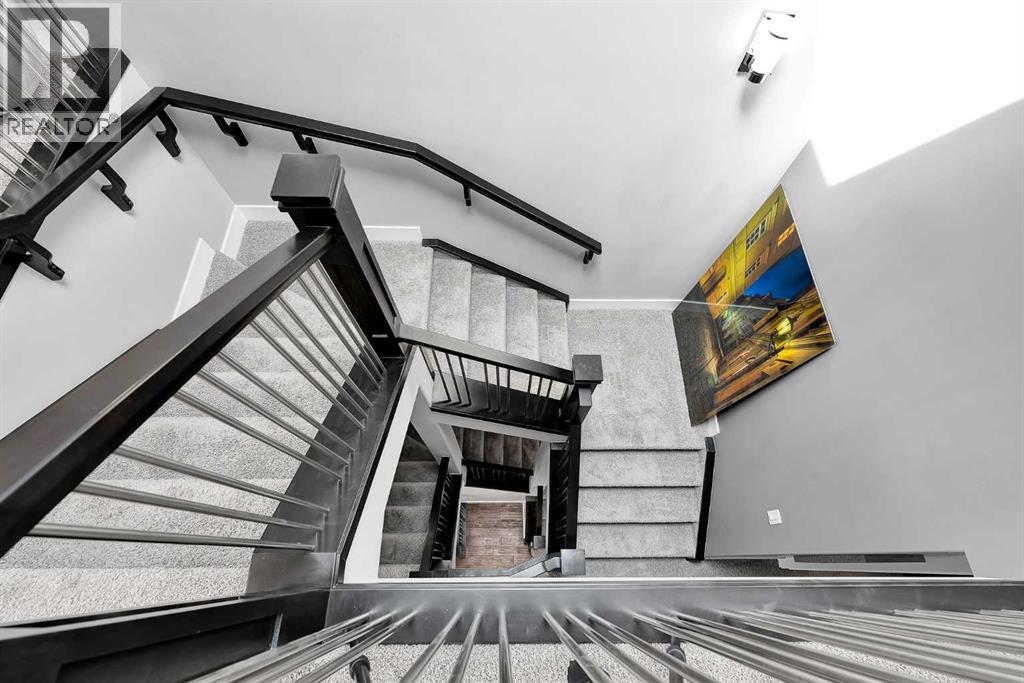 425 21 Avenue NW - 40