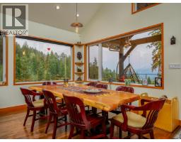 2023 Mcmurdo Road, Golden, BC V0A1H4 Photo 11