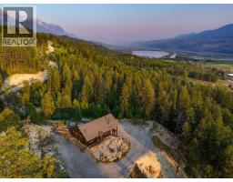 2023 Mcmurdo Road, Golden, BC V0A1H4 Photo 28