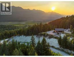 2023 Mcmurdo Road, Golden, BC V0A1H4 Photo 37
