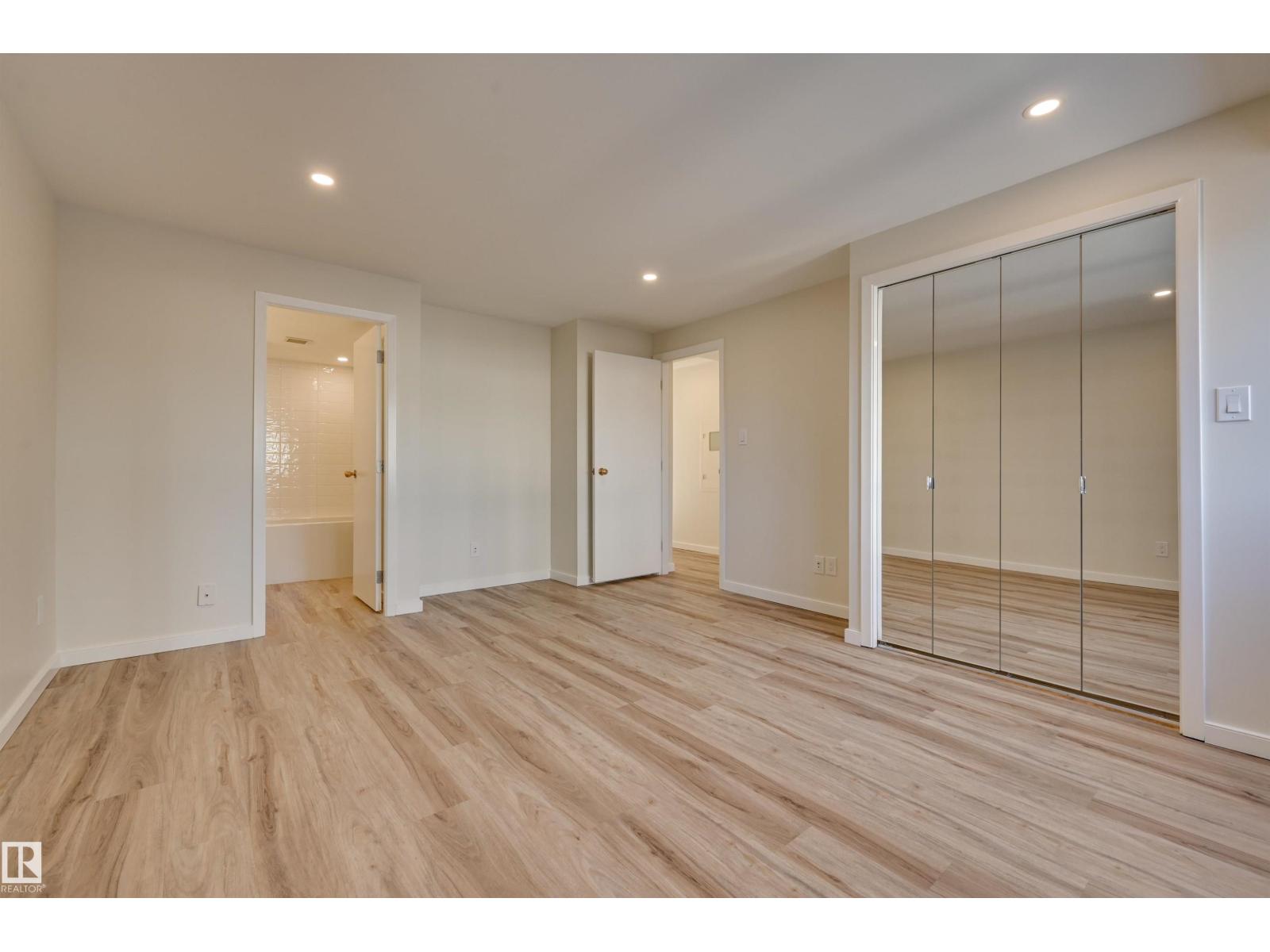 #1 11960 100 AV NW - 31