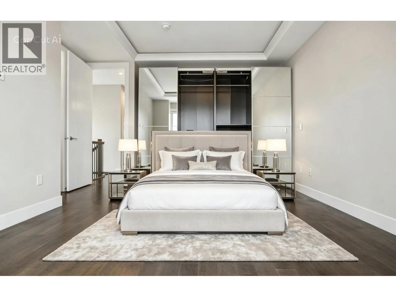 2020 CARSON COURT, North Vancouver