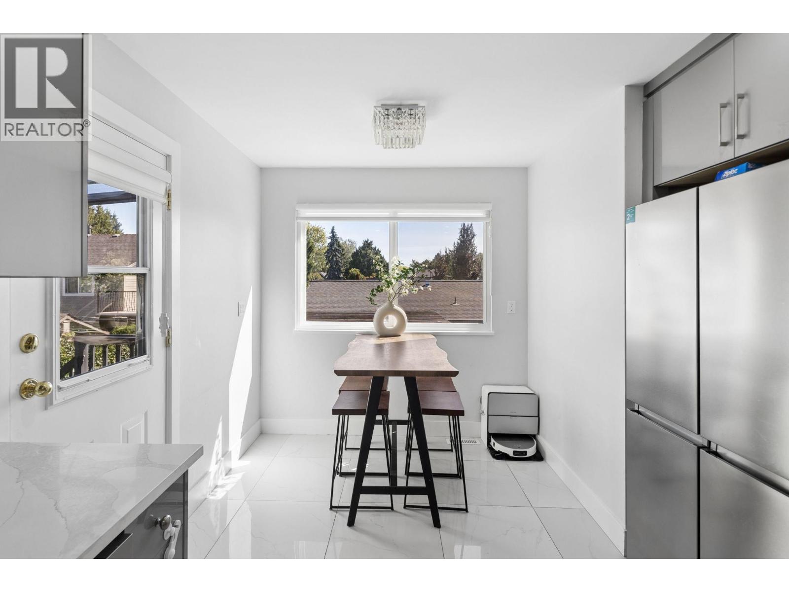 5668 DOVE Place, Delta