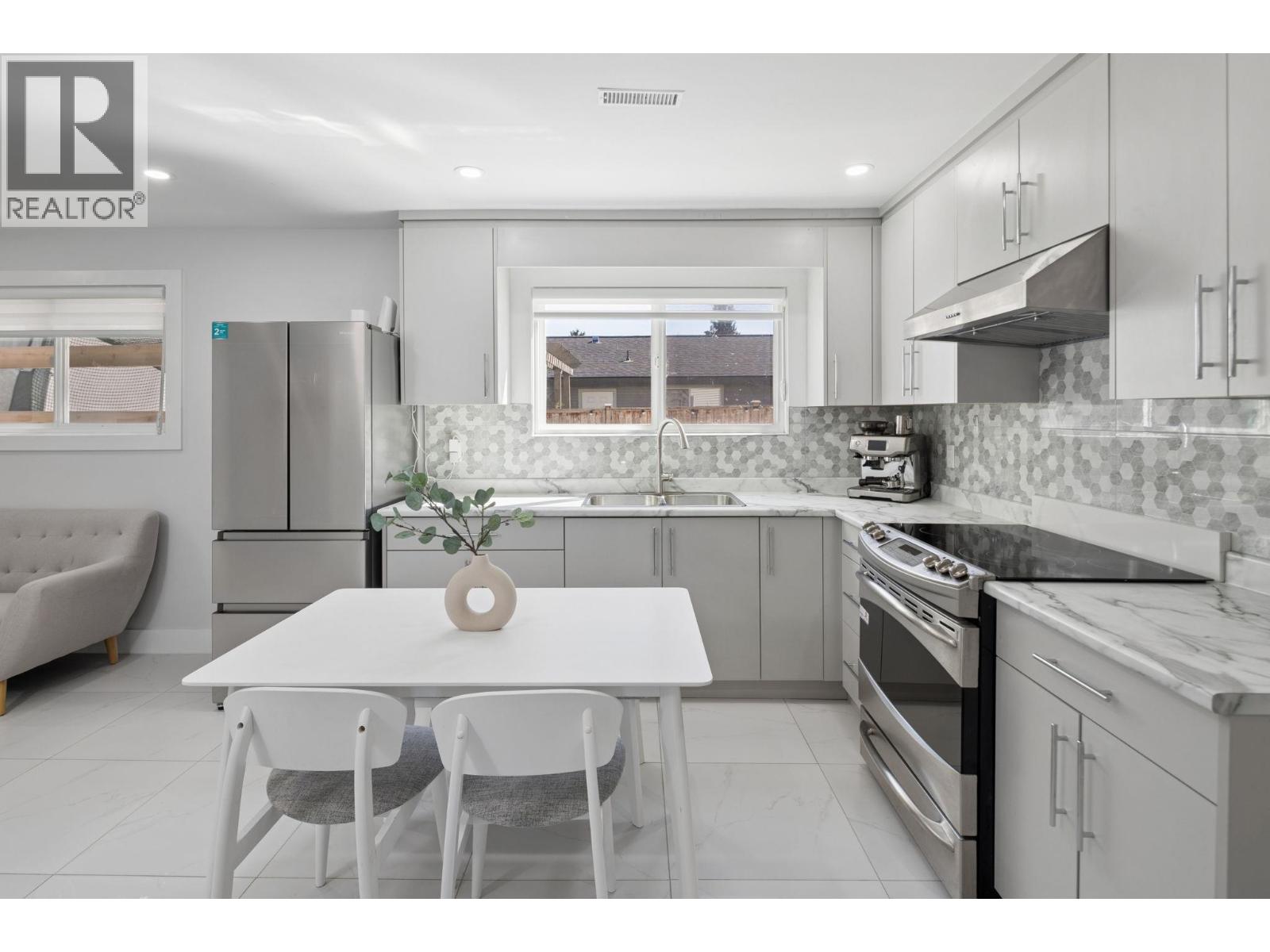 5668 DOVE Place, Delta