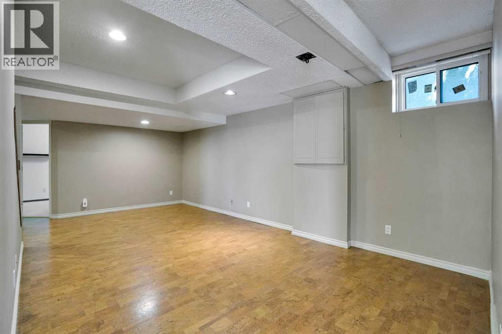 88 Edelweiss Drive NW - 34