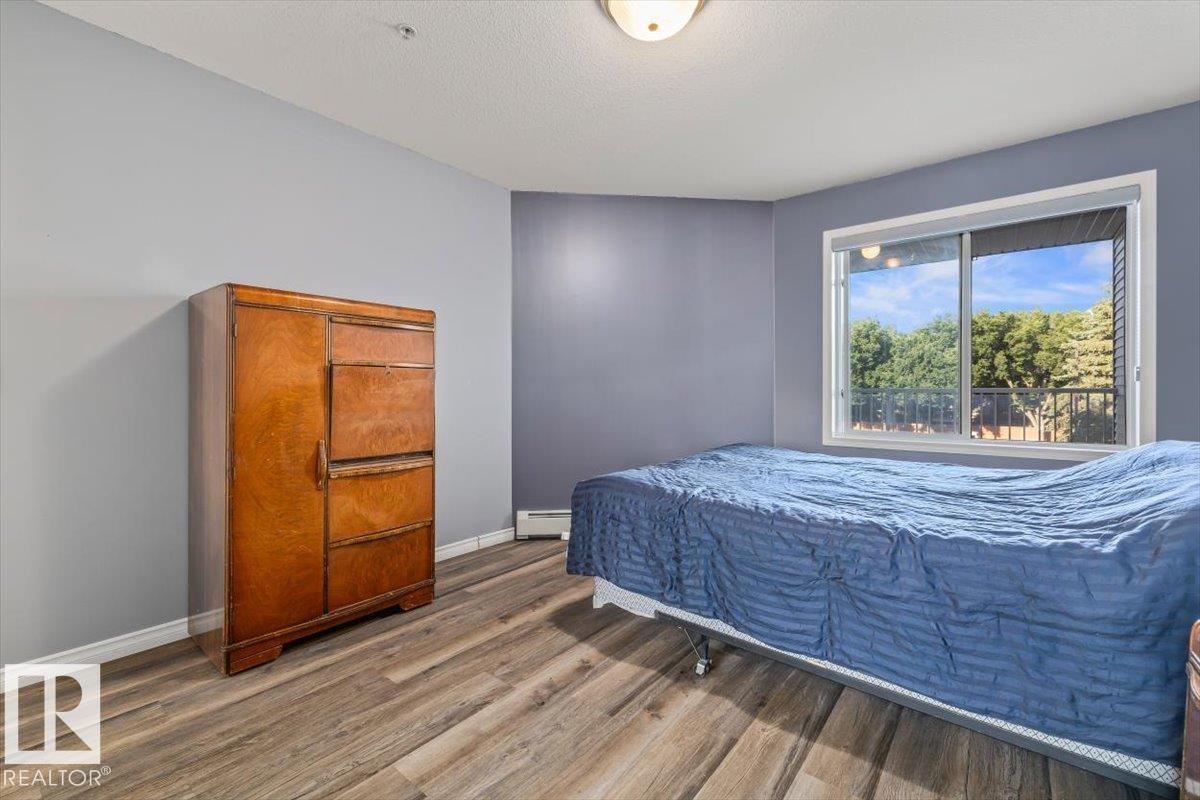 #224 78 McKenney Avenue - 18