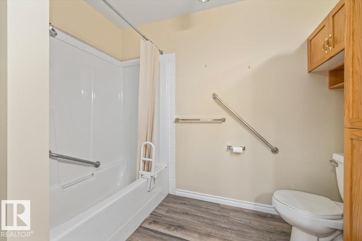 #224 78 McKenney Avenue - 24