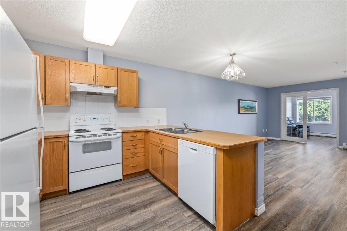 #224 78 McKenney Avenue - 4