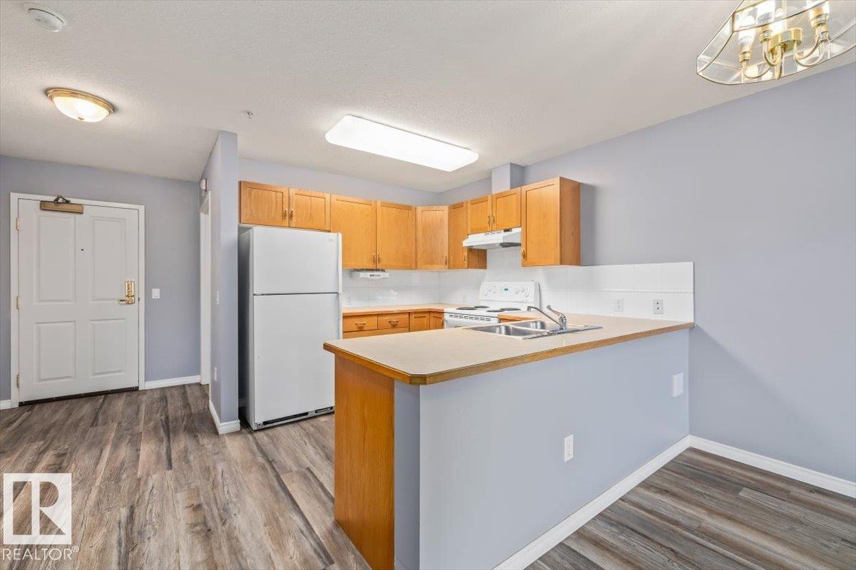 #224 78 McKenney Avenue - 8