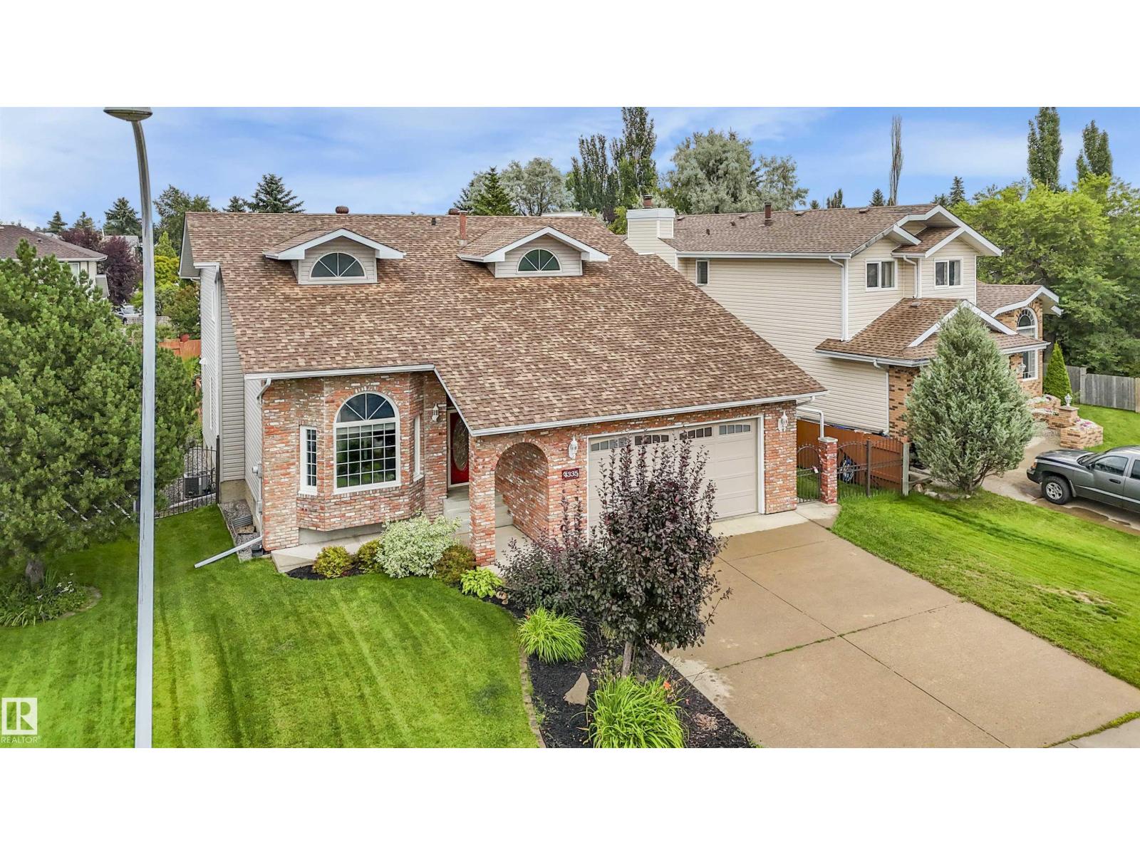 4335 47 ST NW, Jackson Heights, Edmonton photo 1