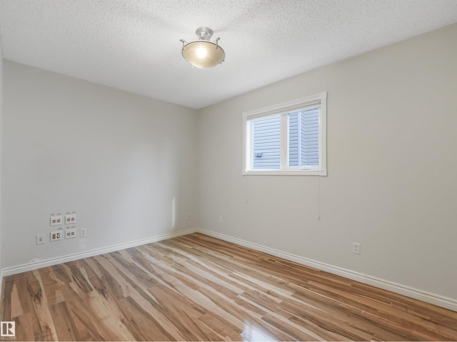 4335 47 ST NW - 17