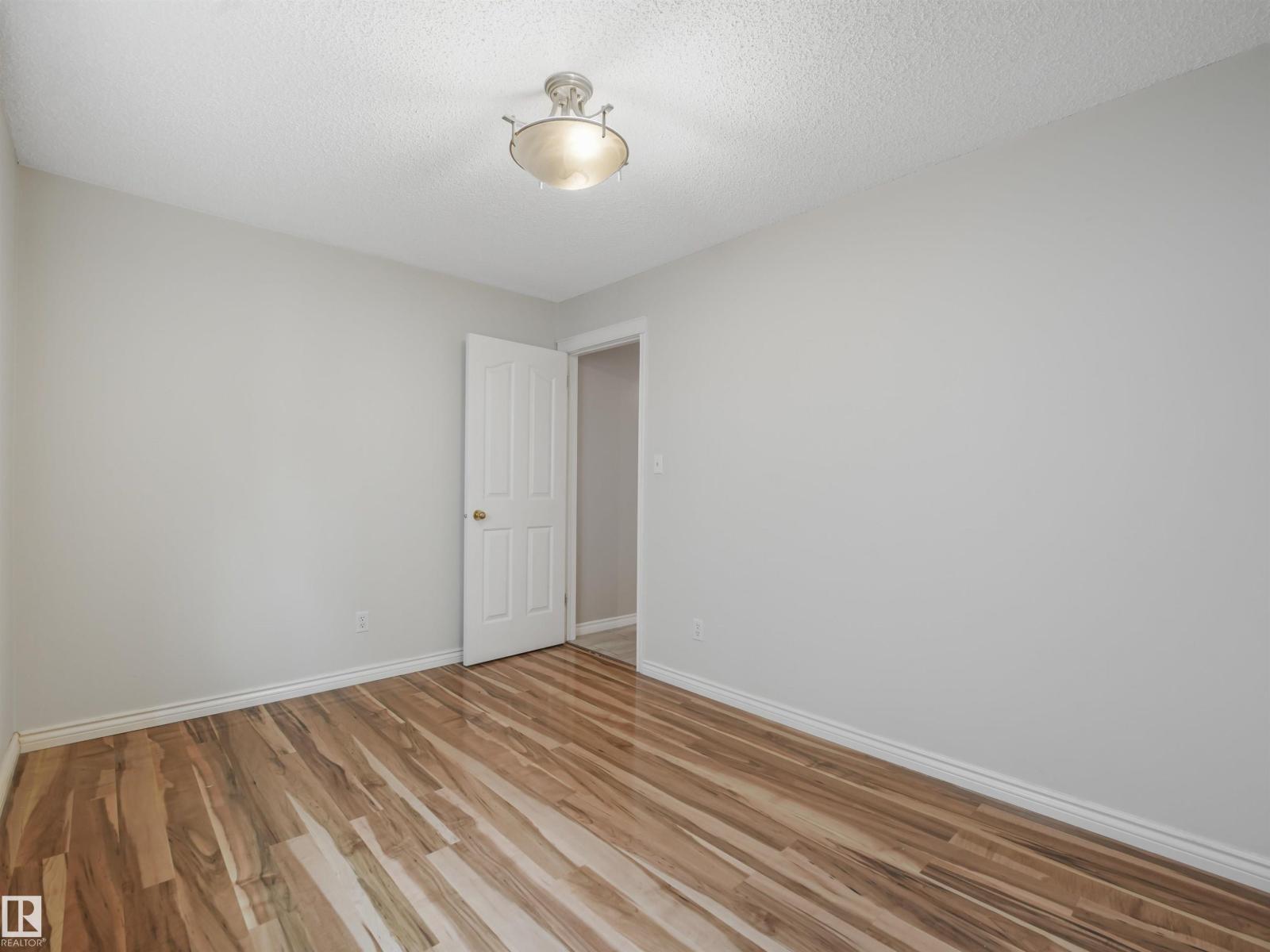 4335 47 ST NW - 18