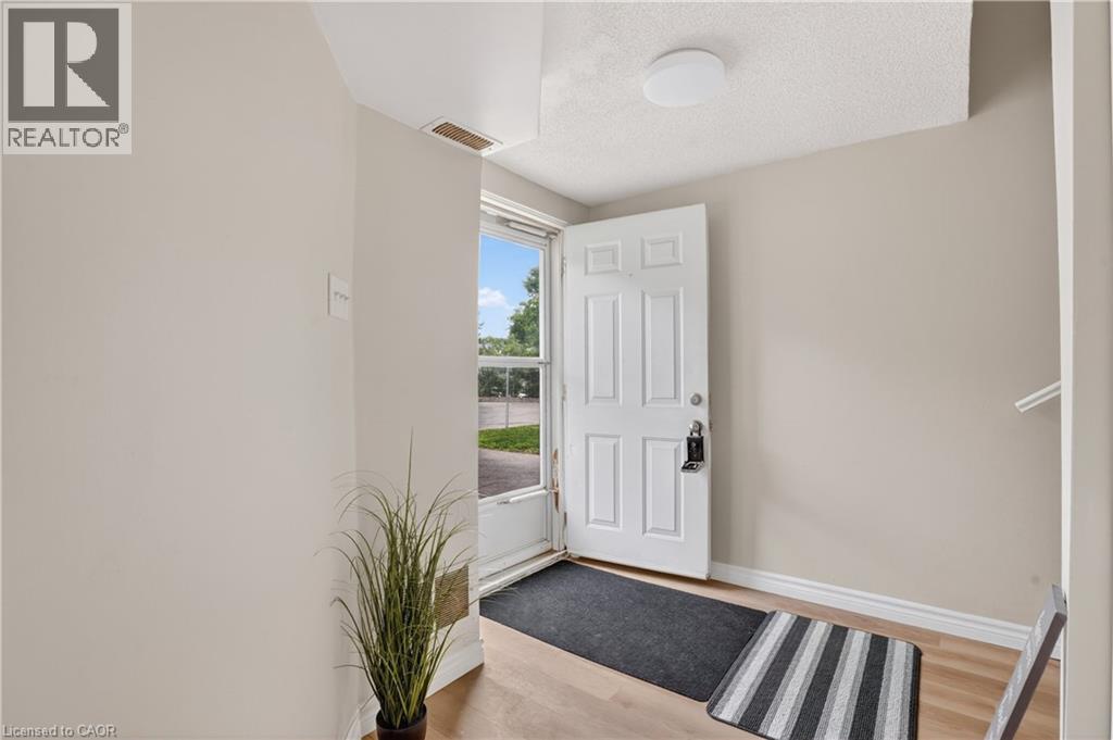 #66 60 ELMSDALE Drive - 6