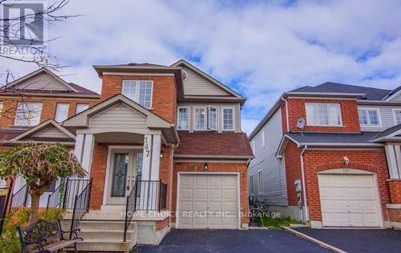 147 FERNCLIFFE CRESCENT - 1