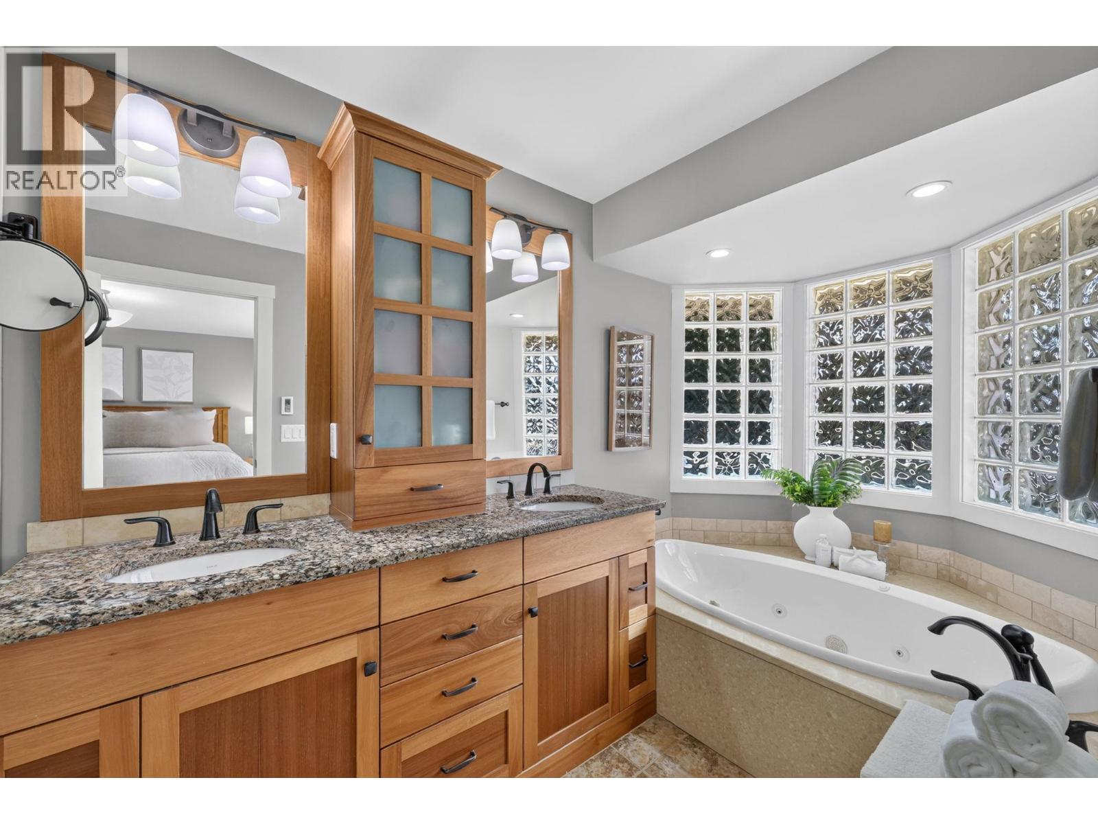 4740 Parkridge Drive, Kelowna