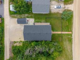 526 Epsilon Avenue, Winnipeg Beach, MB R0C3G0 Photo 21