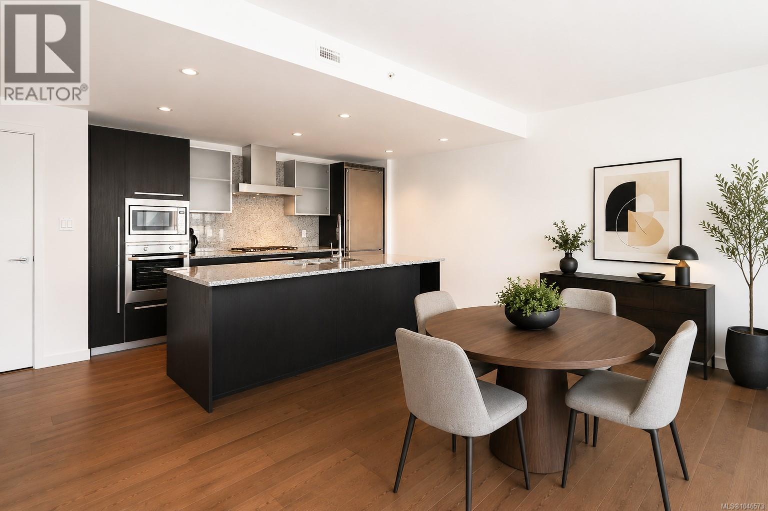 608 707 Courtney Street, Victoria