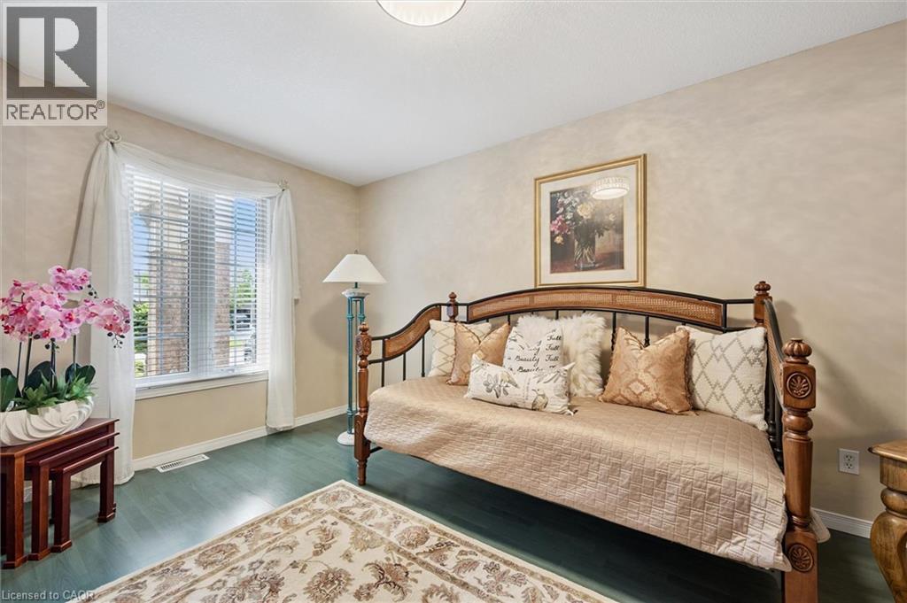 658 ELLESMERE Court - Image 22
