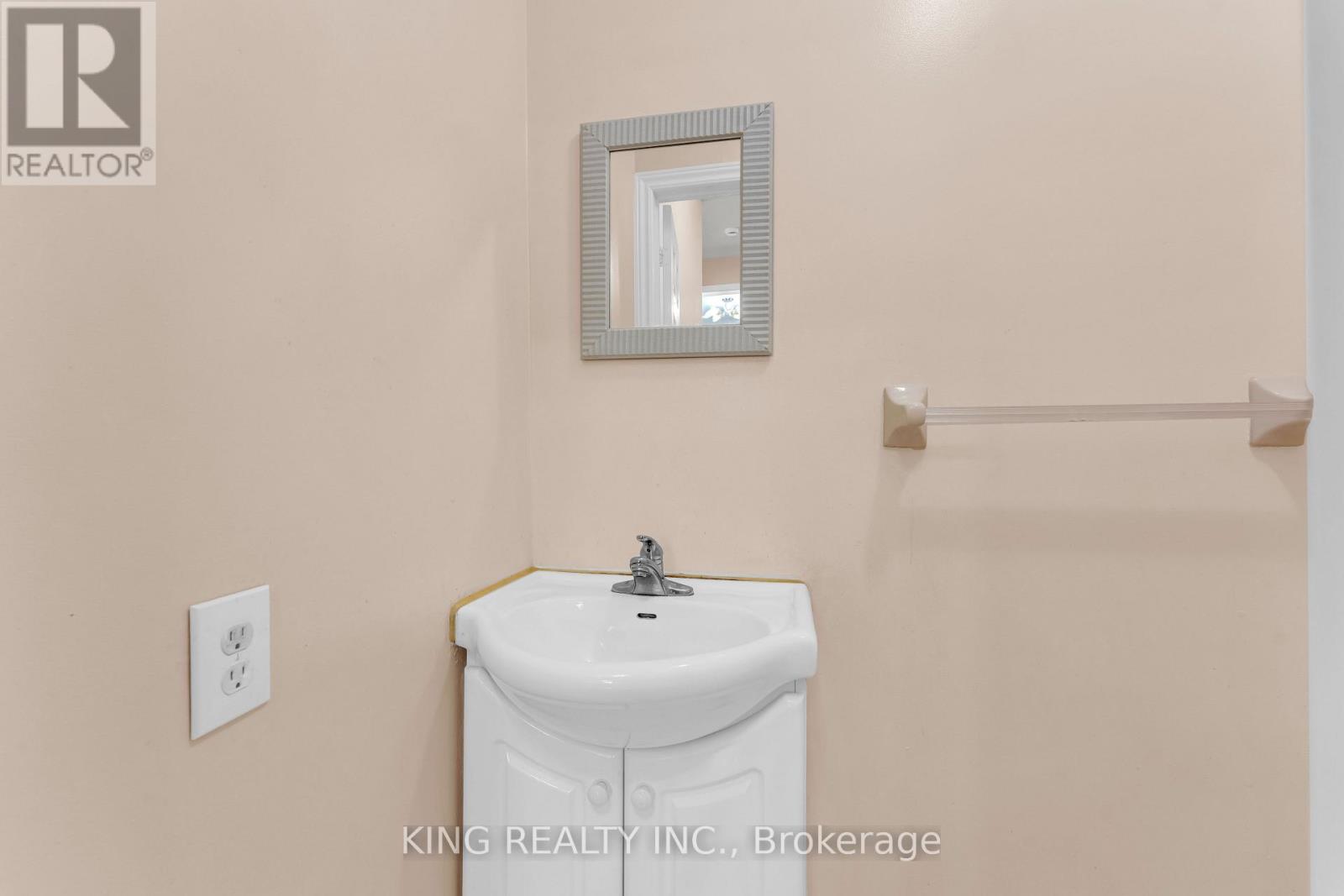 100 PANTOMINE BOULEVARD - 16