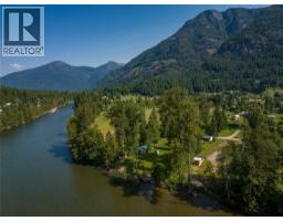 3045 Bower Road, Slocan Park, BC V0G2E0 Photo 15
