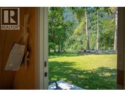 3045 Bower Road, Slocan Park, BC V0G2E0 Photo 9