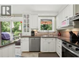 4pc Bathroom - 2147 Governor's Road, Copetown, ON L0R1J0 Photo 14