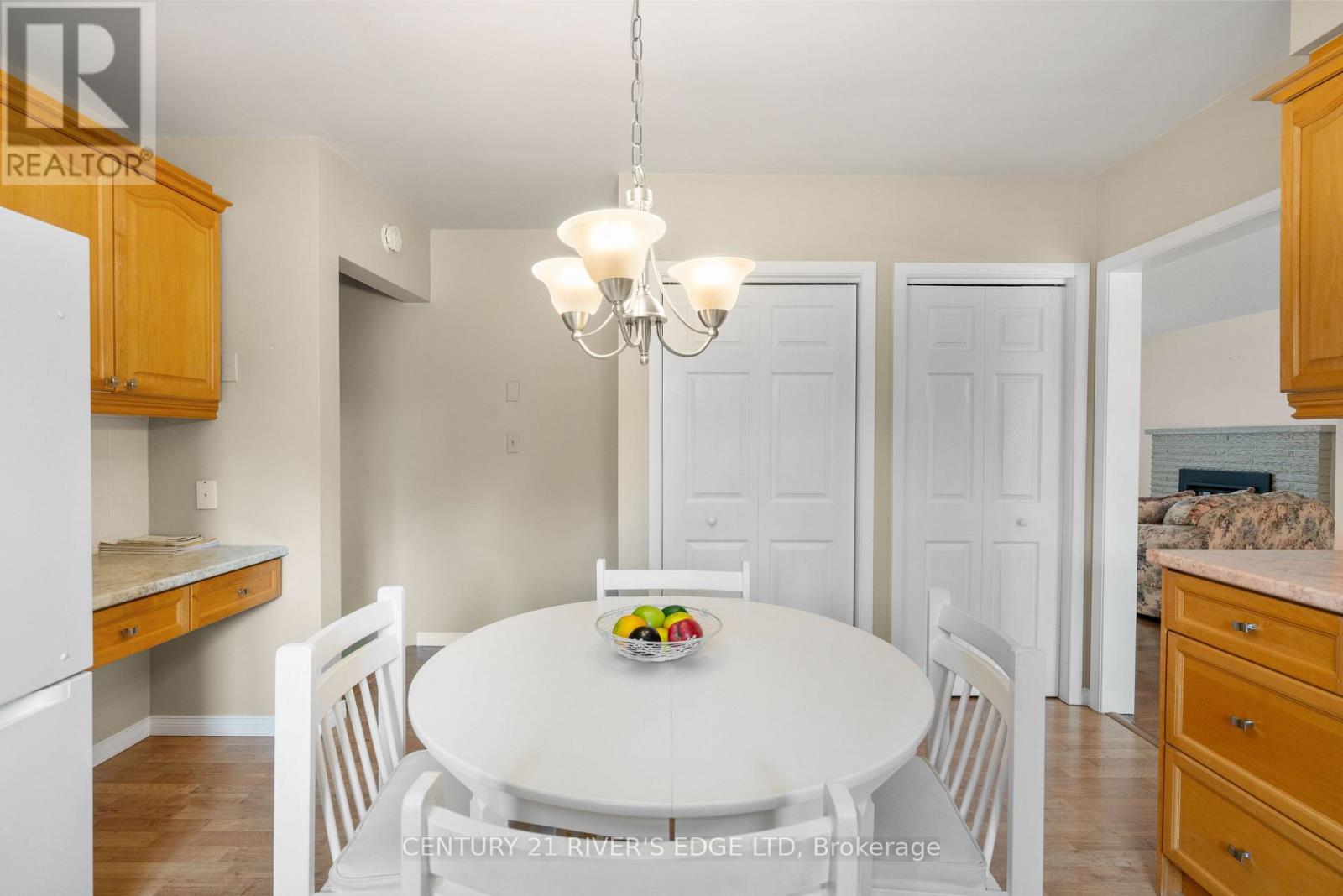 1 HARDY CRESCENT - 17