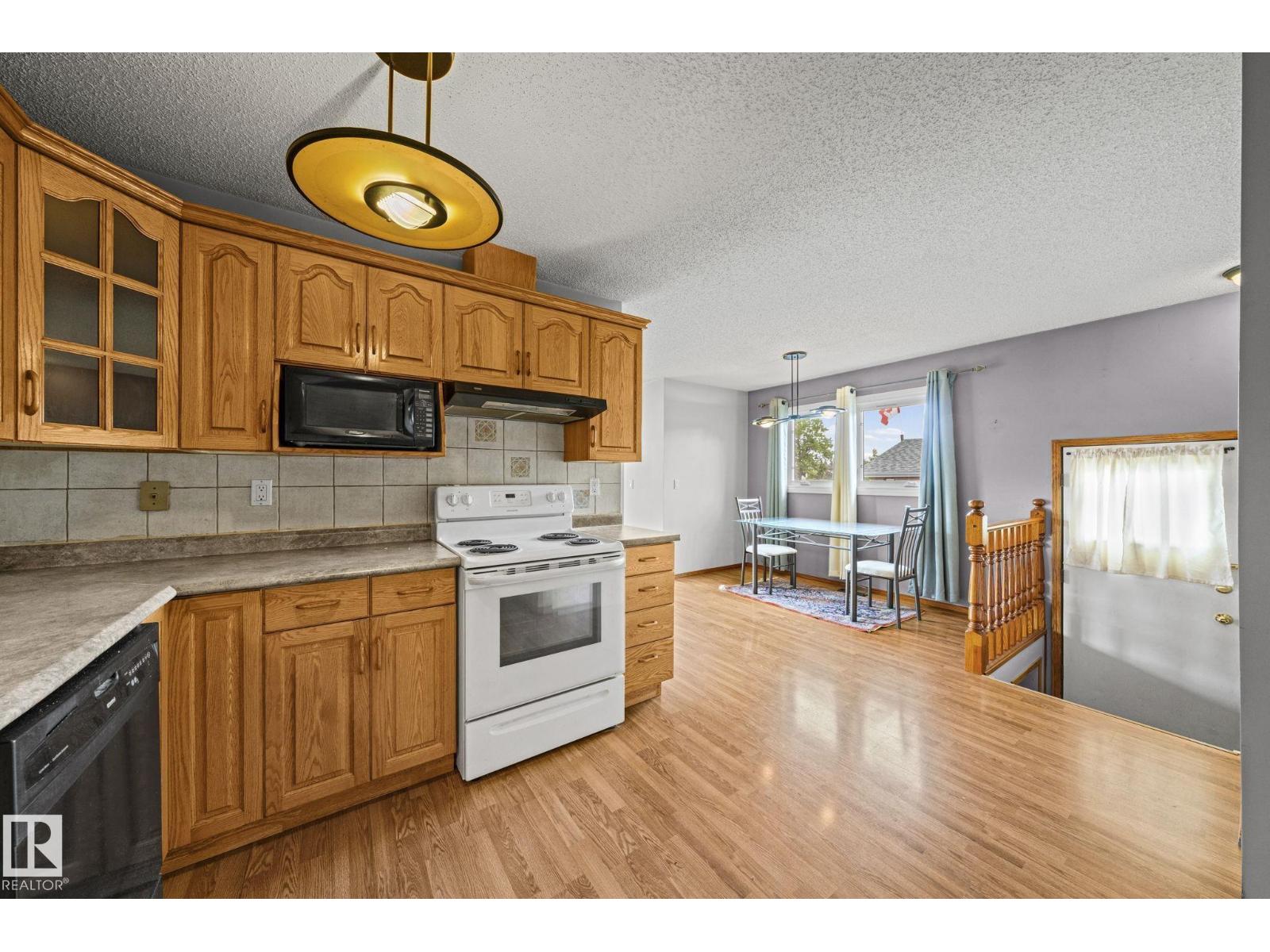 17908 92A ST NW - Image 11