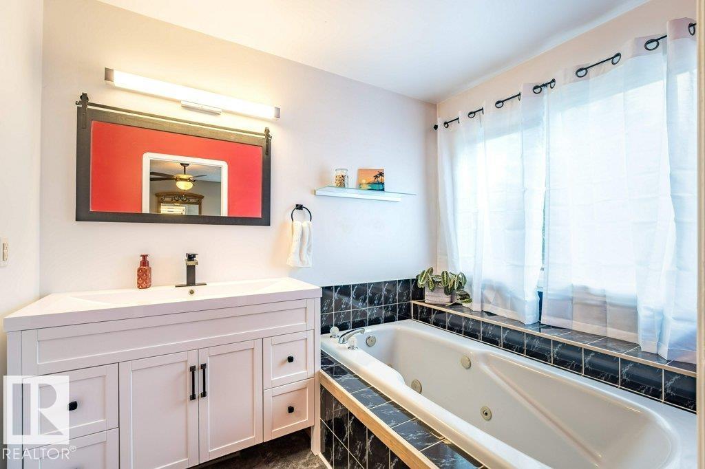 4705 43 ST - Image 26