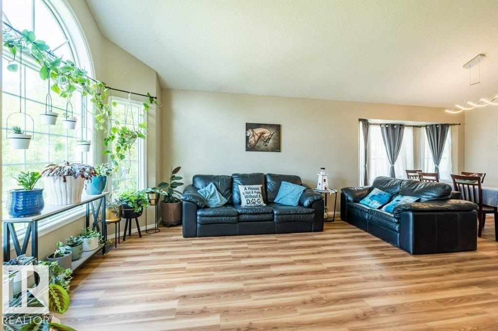 4705 43 ST - Image 6