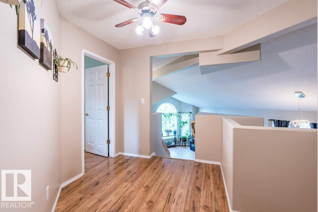 4705 43 ST - 34