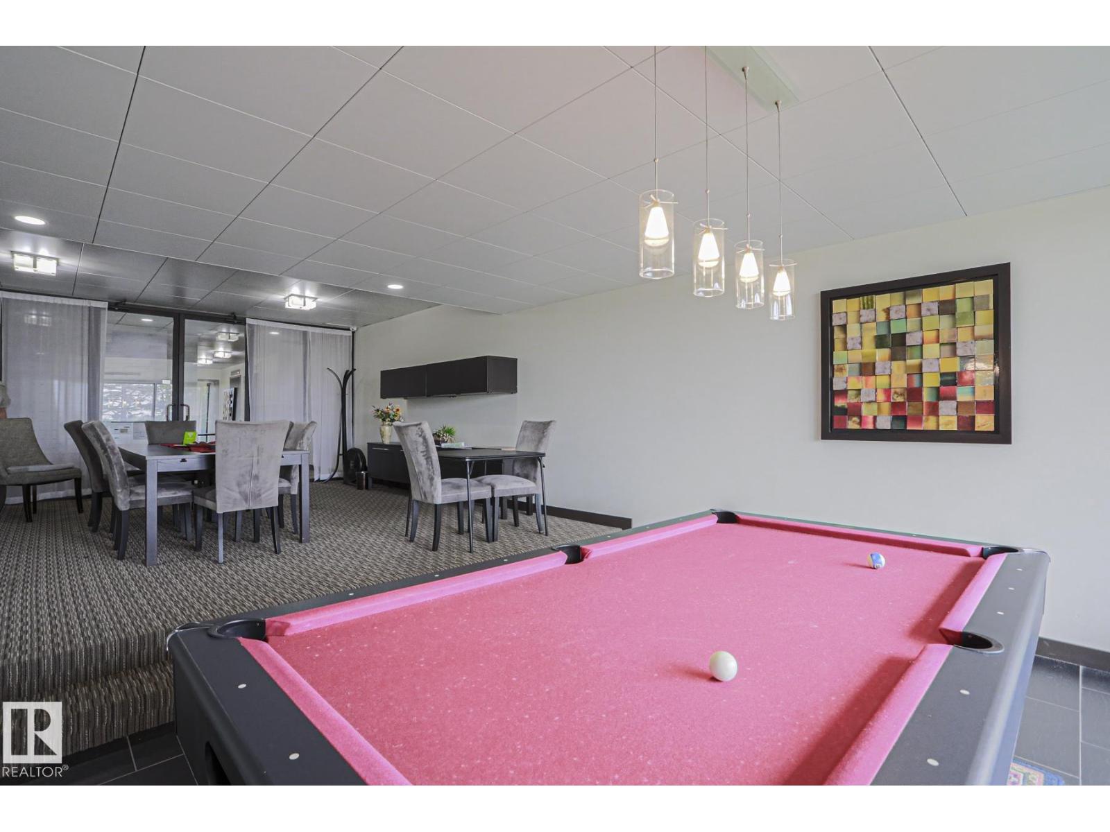 #102 8220 JASPER AV NW - Image 32