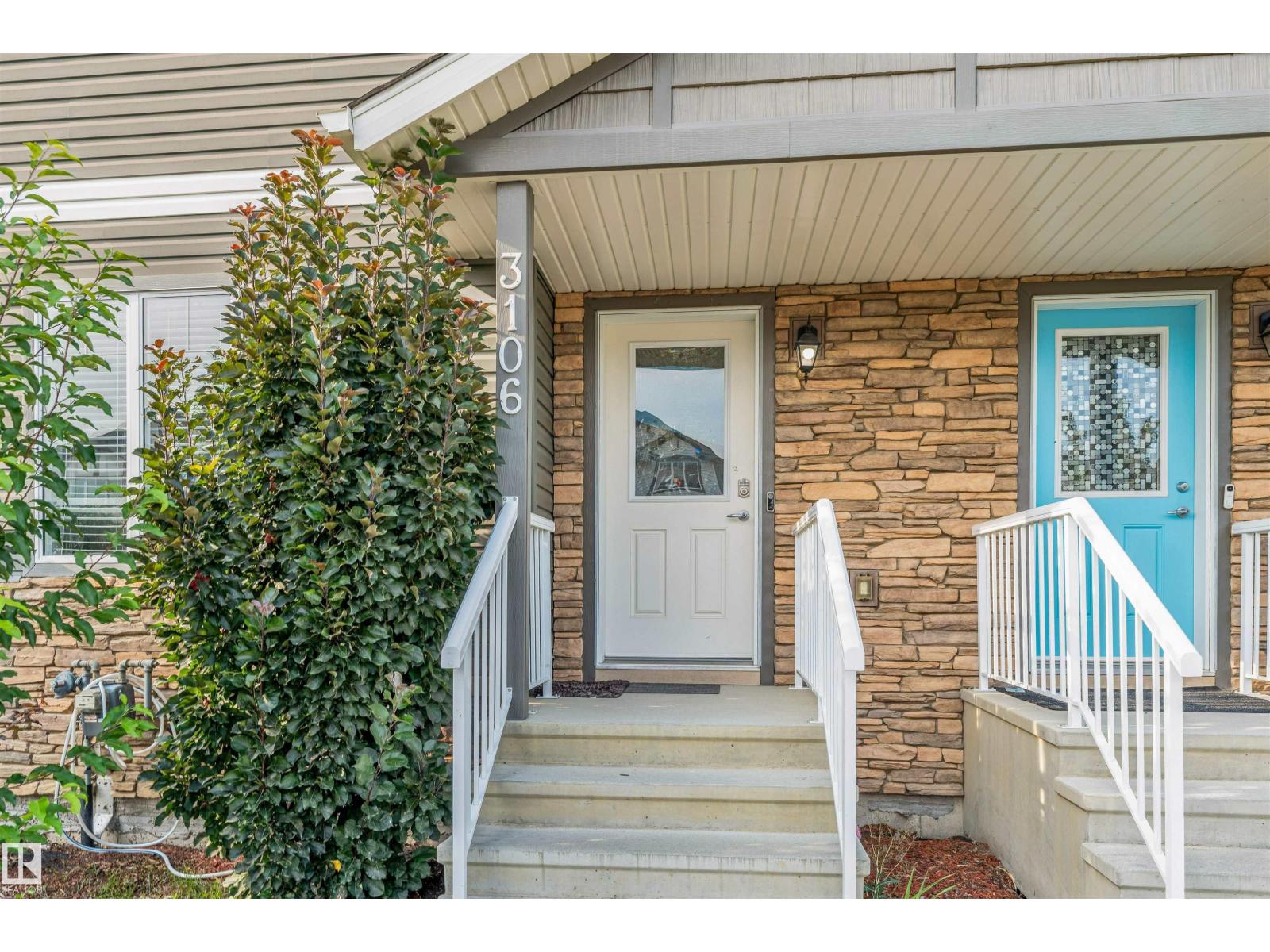 3106 15 AV NW - 4