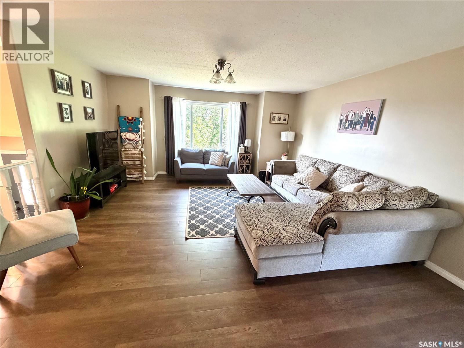 10339 Bunce CRESCENT - 3
