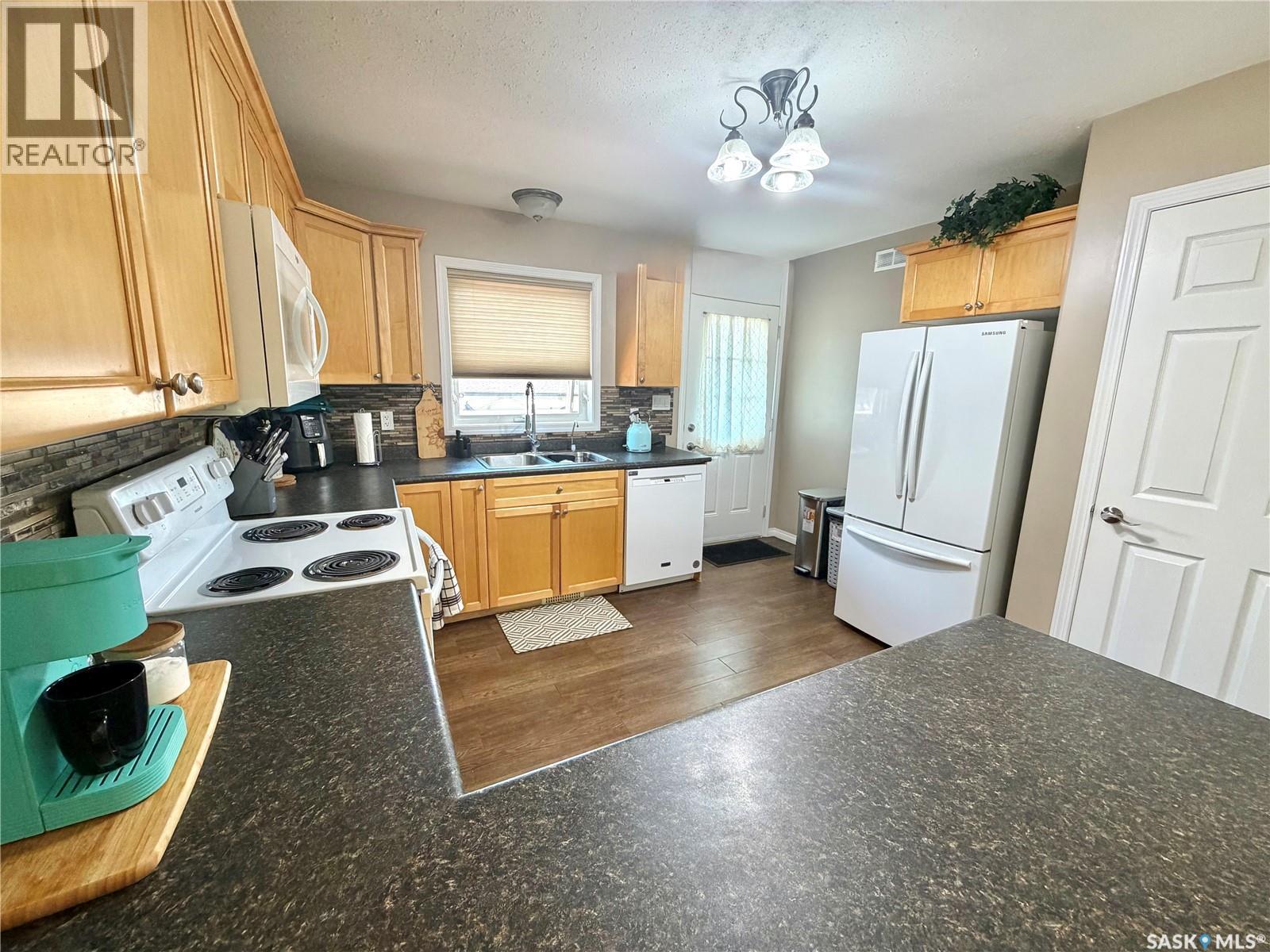 10339 Bunce CRESCENT - Image 8